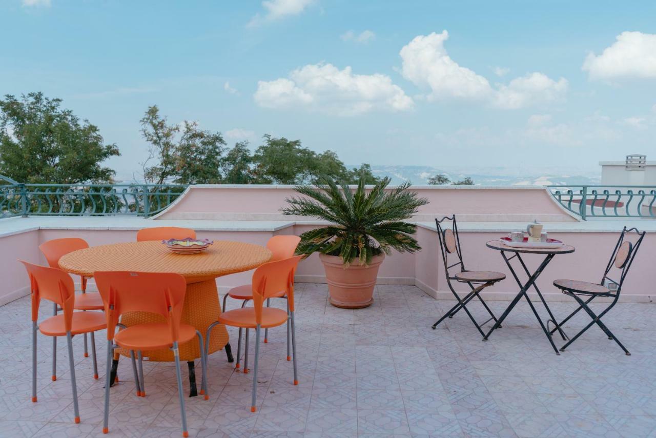Le Ginestre Villa Miglionico Екстериор снимка